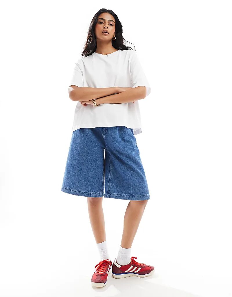 ONLY – Футболка свободного кроя белого цвета
ONLY – Футболка свободного кроя белого цвета