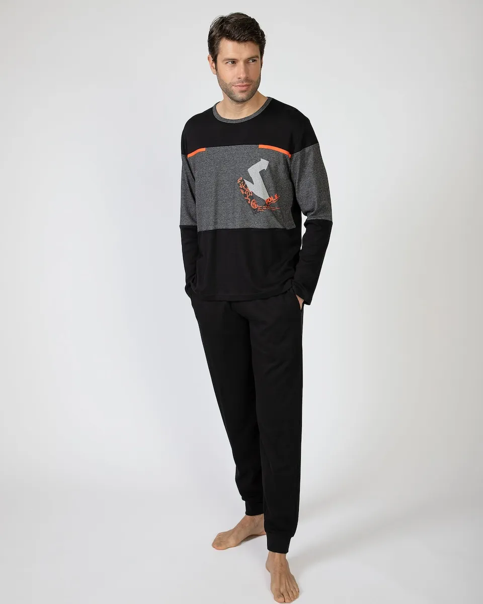 Мужская пижама из трикотажного хлопка с длинными штанинами Massana, черный/оранжевый
Мужская пижама из трикотажного хлопка с длинными штанинами Massana, черный/оранжевый