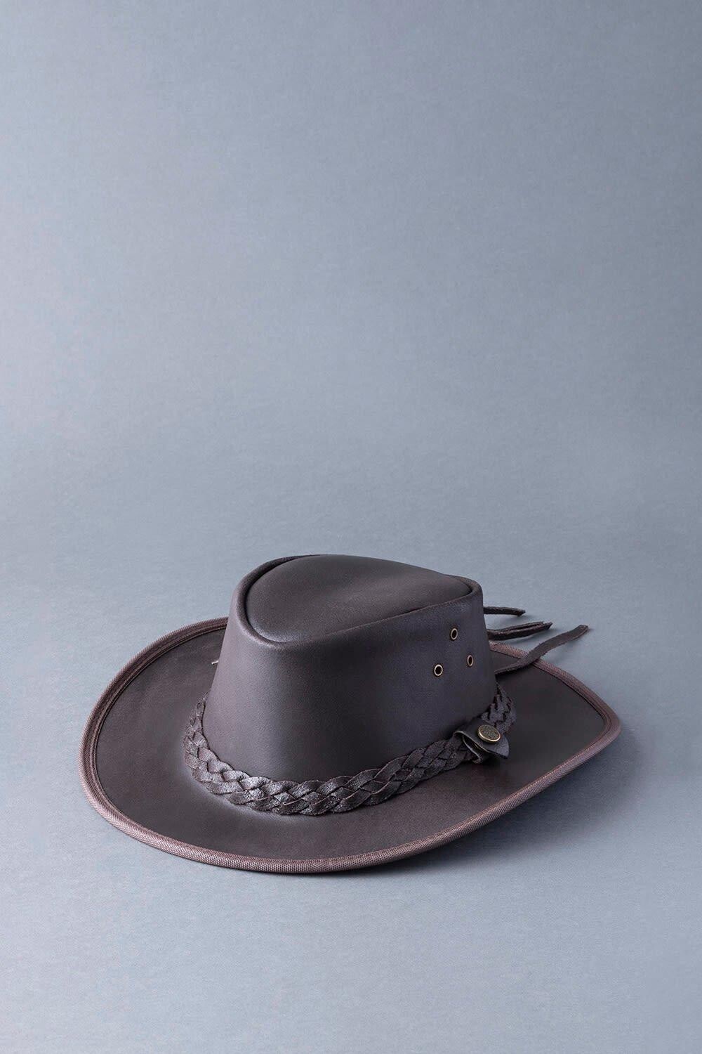 Кожаная шляпа Outback III в австралийском стиле Lakeland Leather, коричневый
Кожаная шляпа Outback III в австралийском стиле Lakeland Leather, коричневый