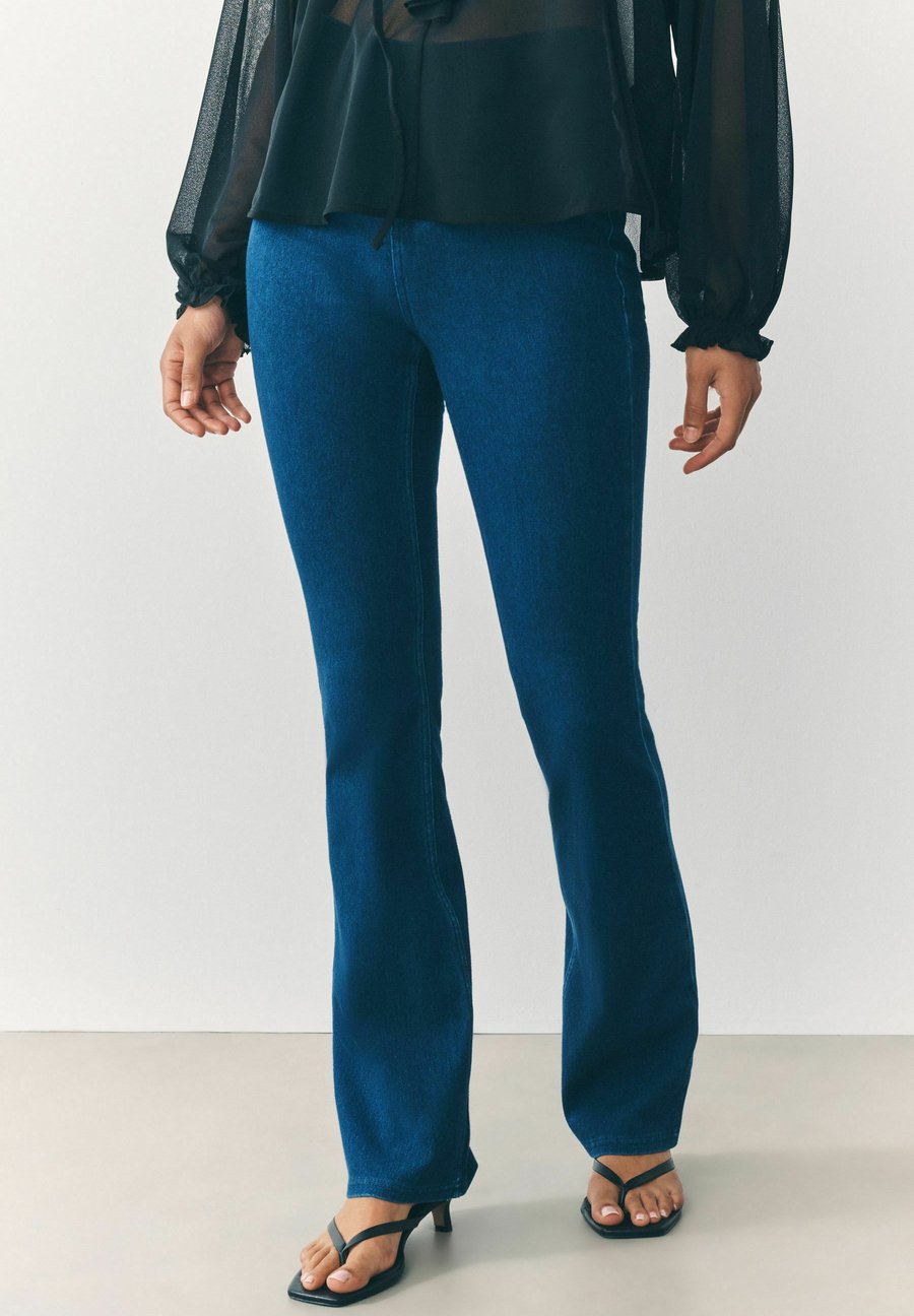 Брюки Next TALL FIT , Dark Blue/Blue
Брюки Next TALL FIT , Dark Blue/Blue
