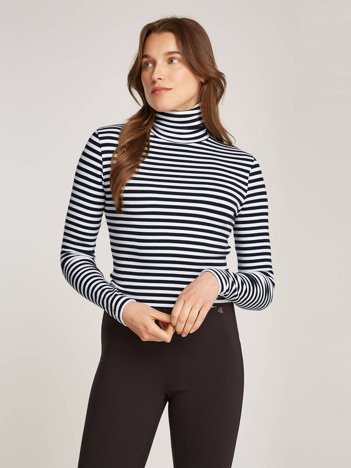 Блуза CALVIN KLEIN JEANS Slim Fit, белый
Блуза CALVIN KLEIN JEANS Slim Fit, белый