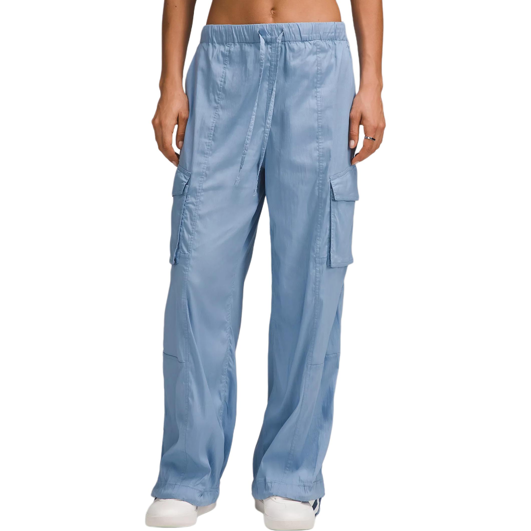 Легкая серия Регулируемые карго-штаны средней посадки Женские Lululemon, Цвет лесной орех
Легкая серия Регулируемые карго-штаны средней посадки Женские Lululemon, Цвет лесной орех