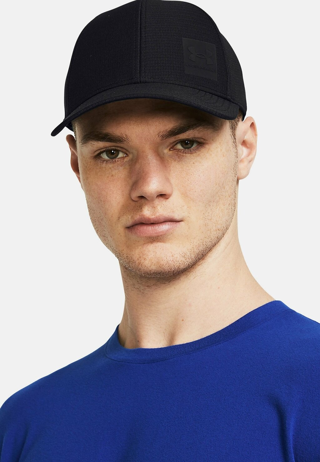 Кепка Under Armour, черная
Кепка Under Armour, черная