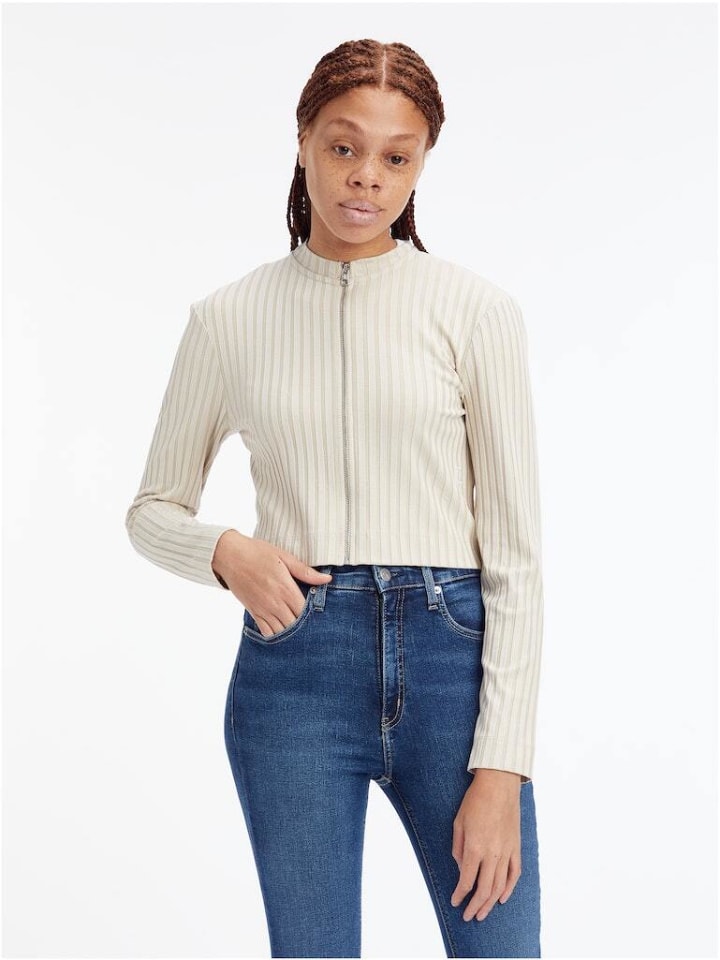 Свитер классического бежевого цвета CALVIN KLEIN JEANS
Свитер классического бежевого цвета CALVIN KLEIN JEANS