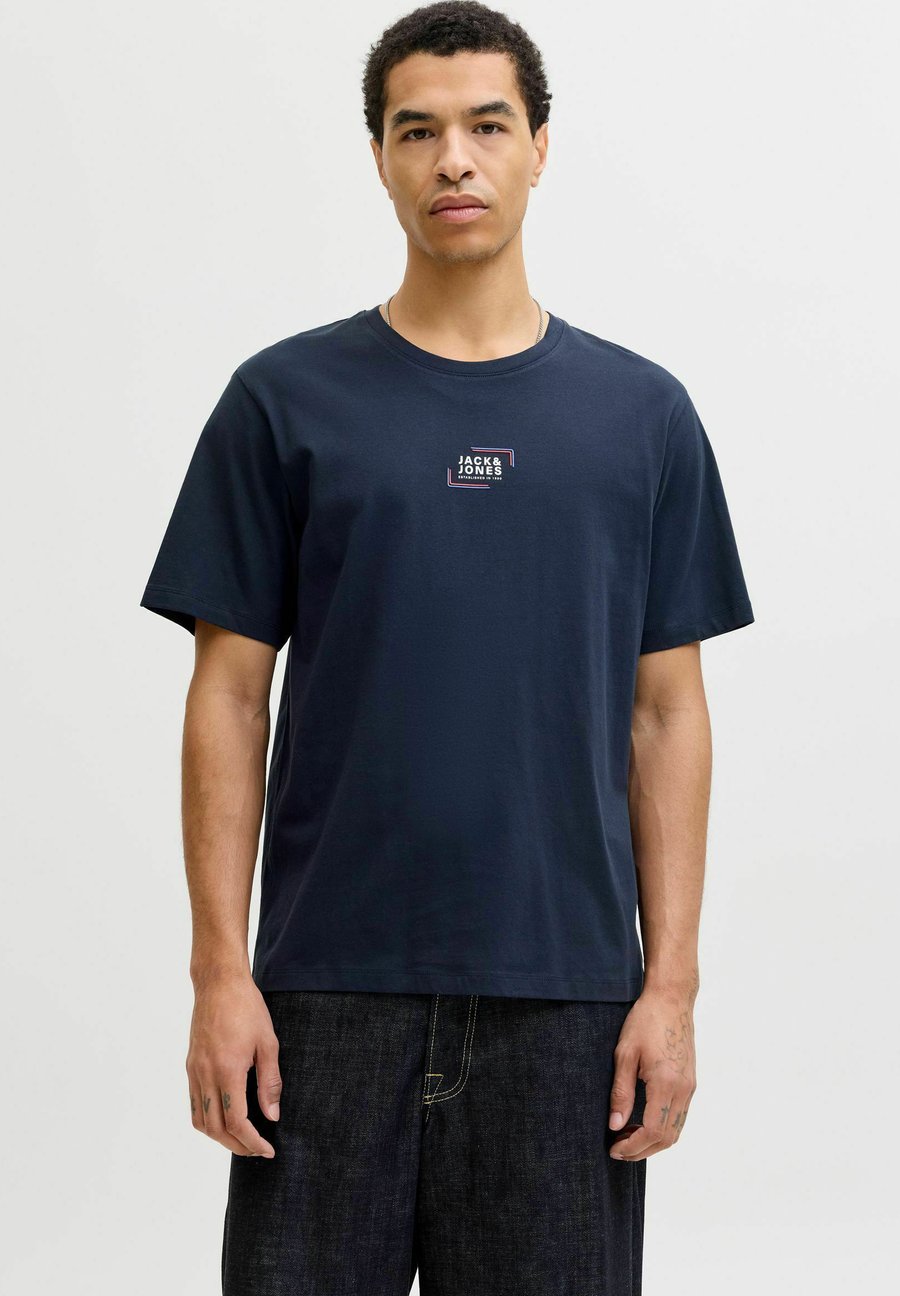 Футболка Jack & Jones LOGO RUNDHALS , Navy Blazer/Dark Blue, Синий, Футболка Jack & Jones LOGO RUNDHALS , Navy Blazer/Dark Blue
Футболка Jack & Jones LOGO RUNDHALS , Navy Blazer/Dark Blue, Синий, Футболка Jack & Jones LOGO RUNDHALS , Navy Blazer/Dark Blue