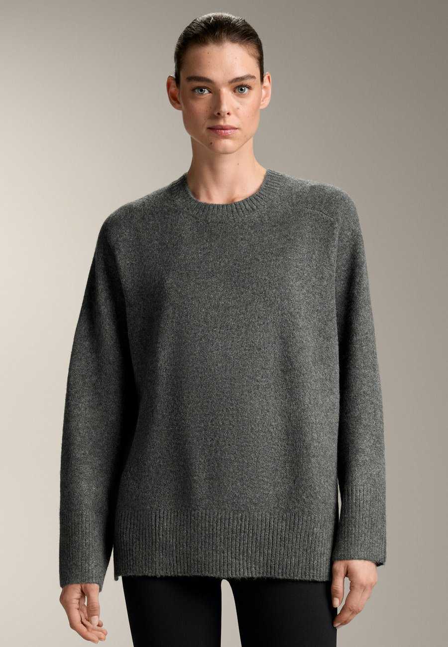 Джемпер OYSHO SOFT KNIT ROUND NECK, Mottled Grey
Джемпер OYSHO SOFT KNIT ROUND NECK, Mottled Grey