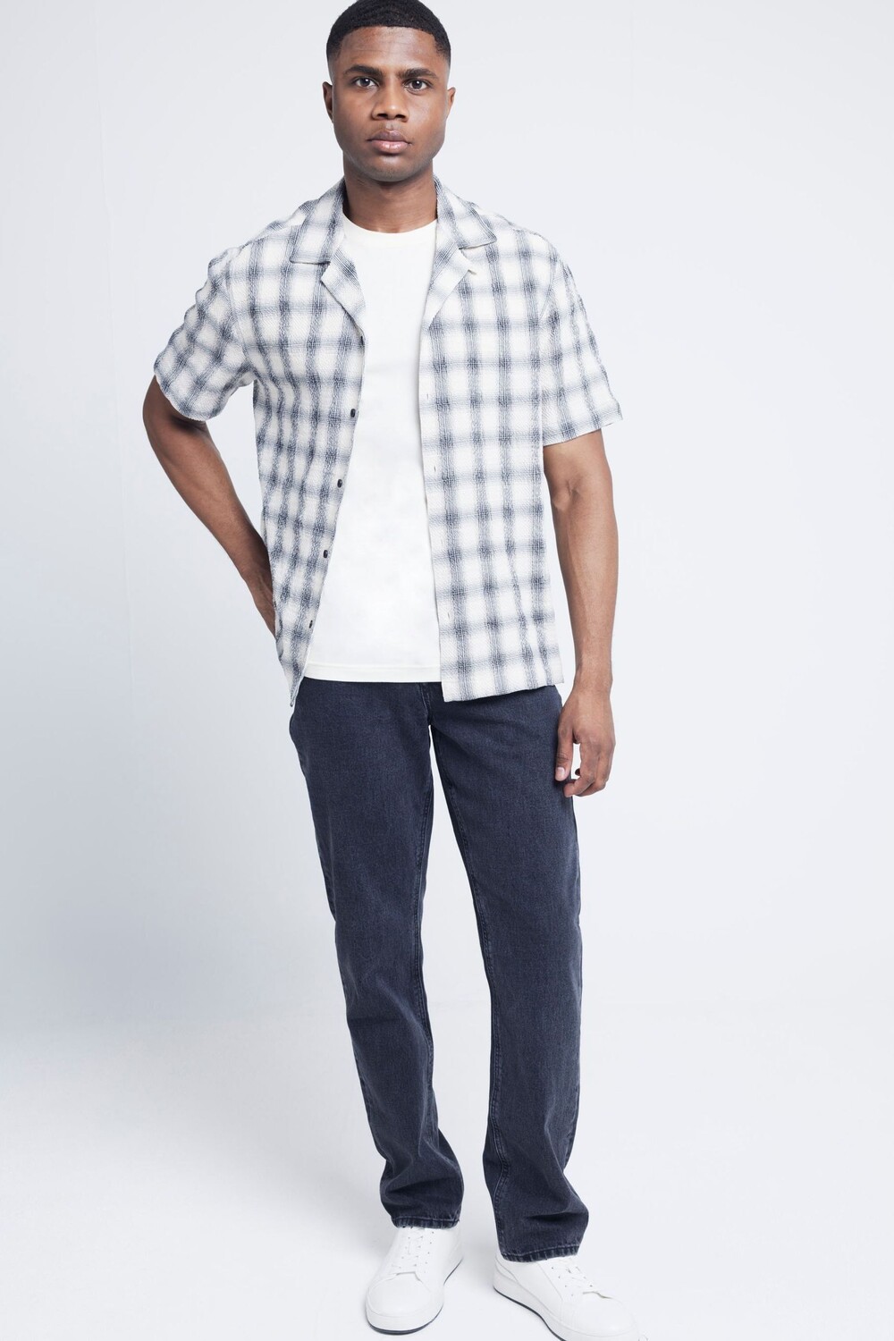 Рубашка Revere с коротким рукавом в клетку River Island, бежевый
Рубашка Revere с коротким рукавом в клетку River Island, бежевый