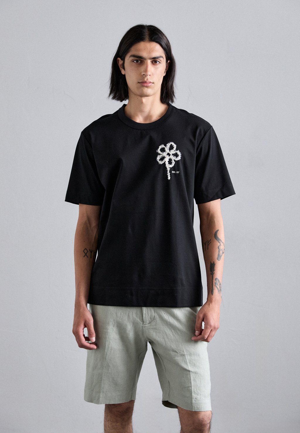 Футболка с принтом PEDRO NN.07, черный
Футболка с принтом PEDRO NN.07, черный