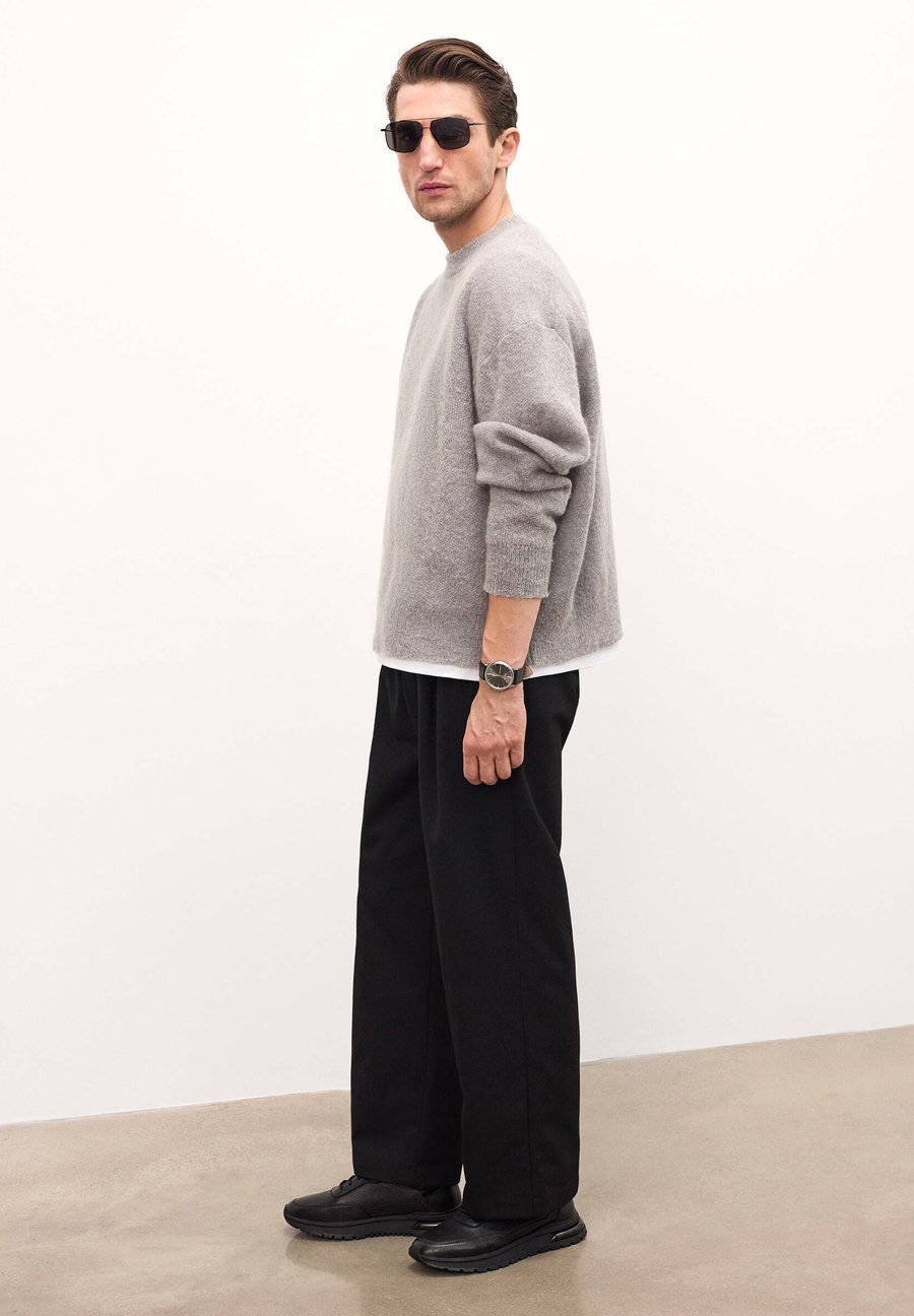 Кроссовки Kazar OLGIERDO, Black
Кроссовки Kazar OLGIERDO, Black