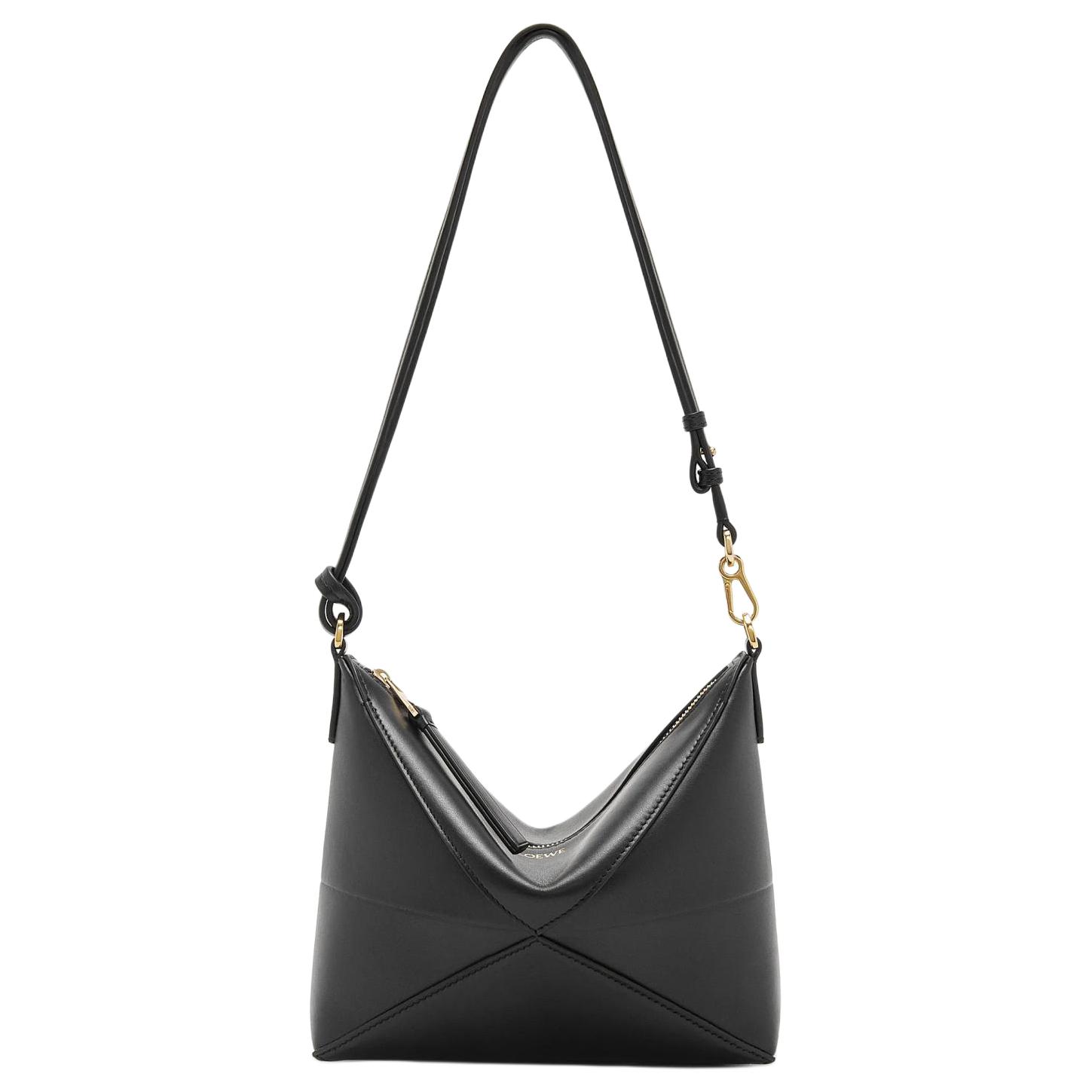 Кожаная сумка через плечо на пояс женская черная LOEWE
Кожаная сумка через плечо на пояс женская черная LOEWE