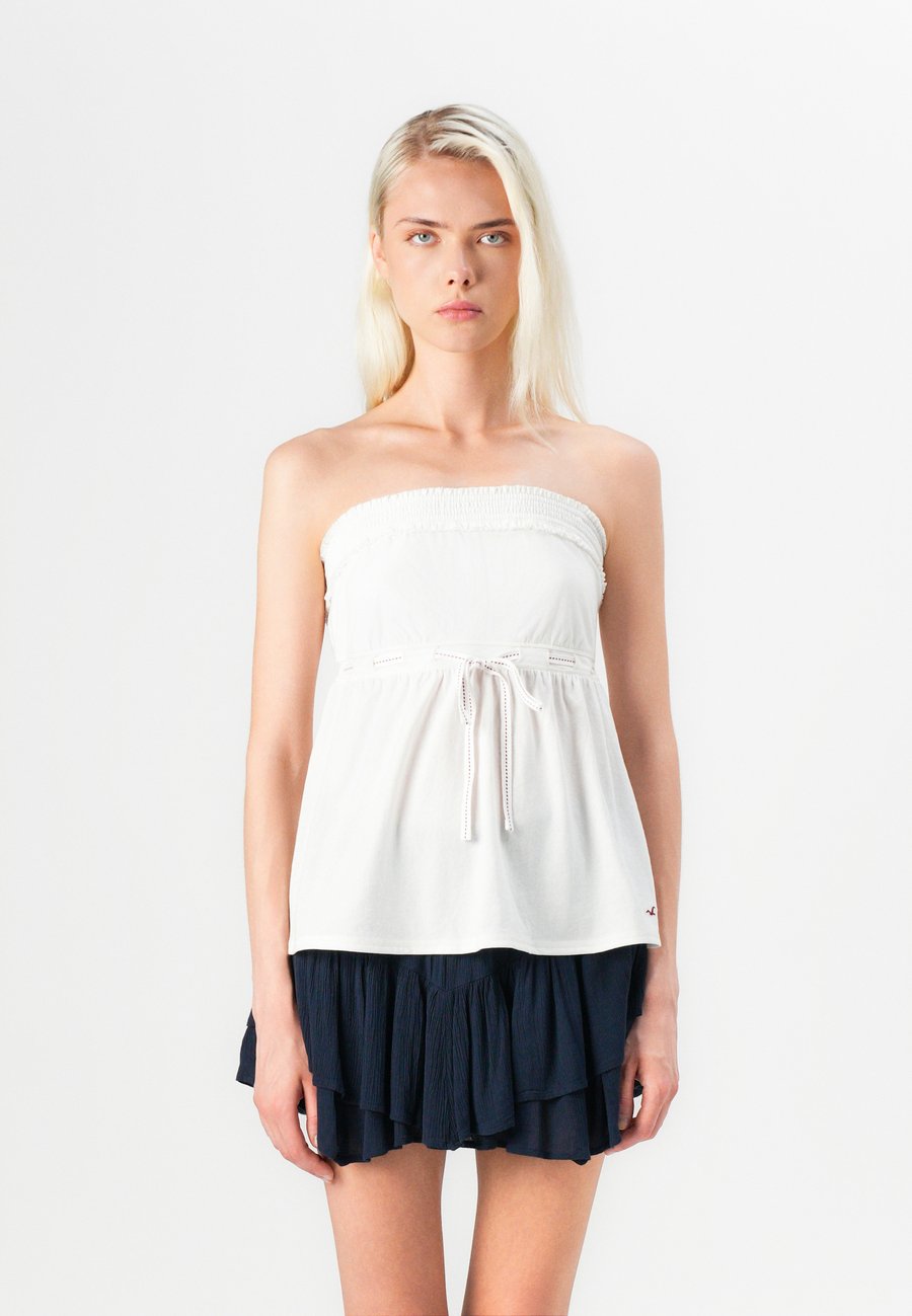 Топ Hollister Co. TREND DROP STRAPLESS BABYDOLL, White
Топ Hollister Co. TREND DROP STRAPLESS BABYDOLL, White