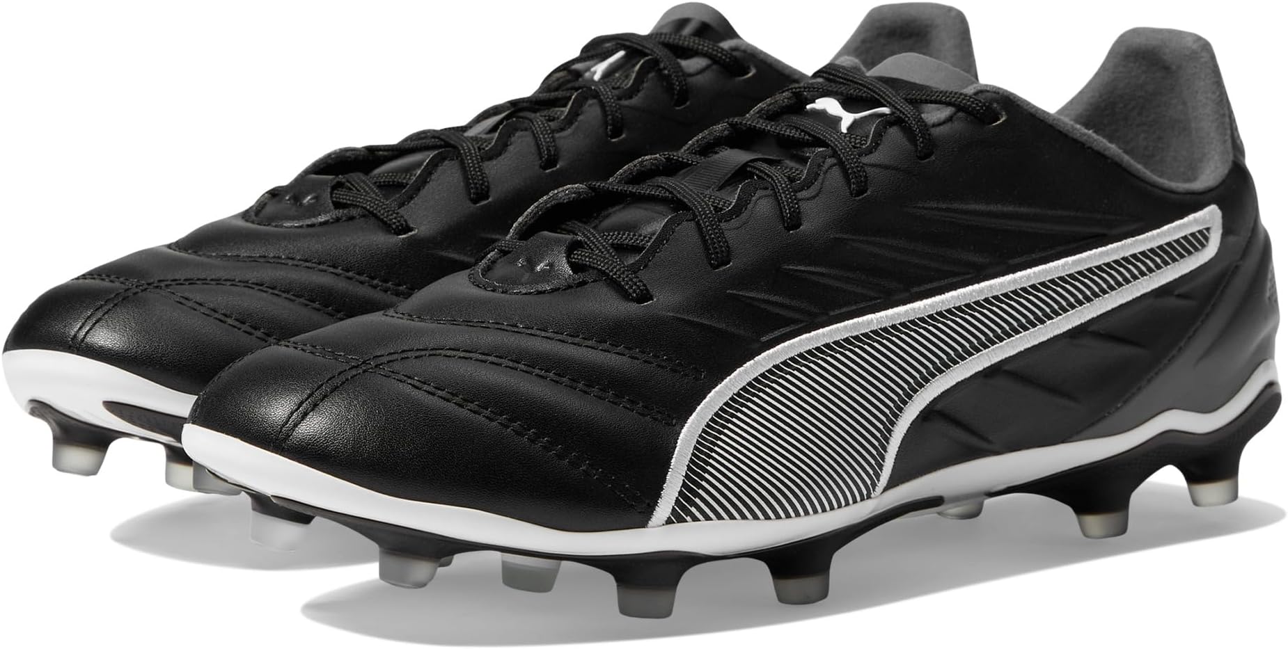 Кроссовки PUMA King Pro Firm Ground/Artificial Ground Soccer Cleats, цвет PUMA Black/PUMA White/Cool Dark Gray
Кроссовки PUMA King Pro Firm Ground/Artificial Ground Soccer Cleats, цвет PUMA Black/PUMA White/Cool Dark Gray