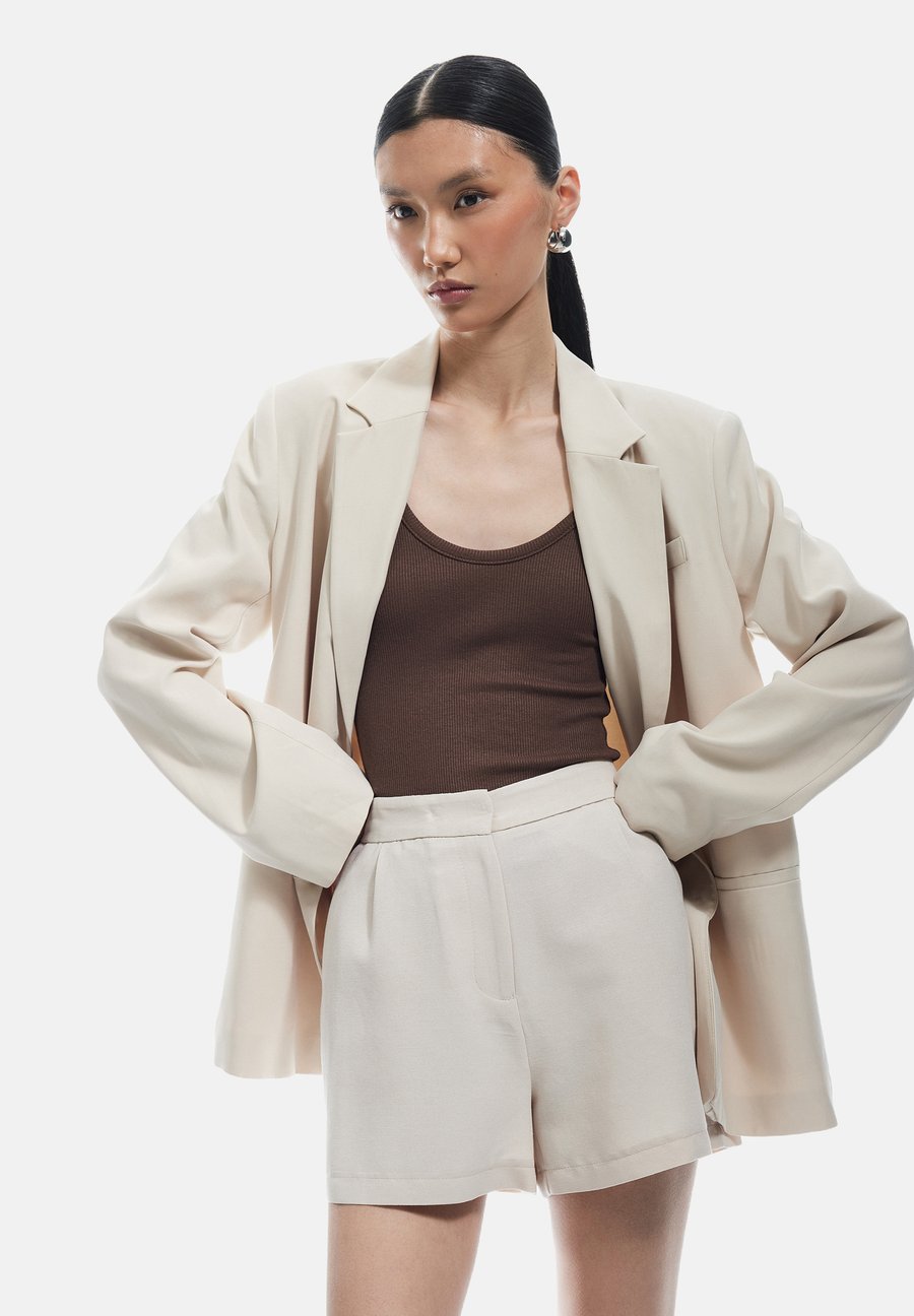 Шорты Koton MINI, Beige
Шорты Koton MINI, Beige