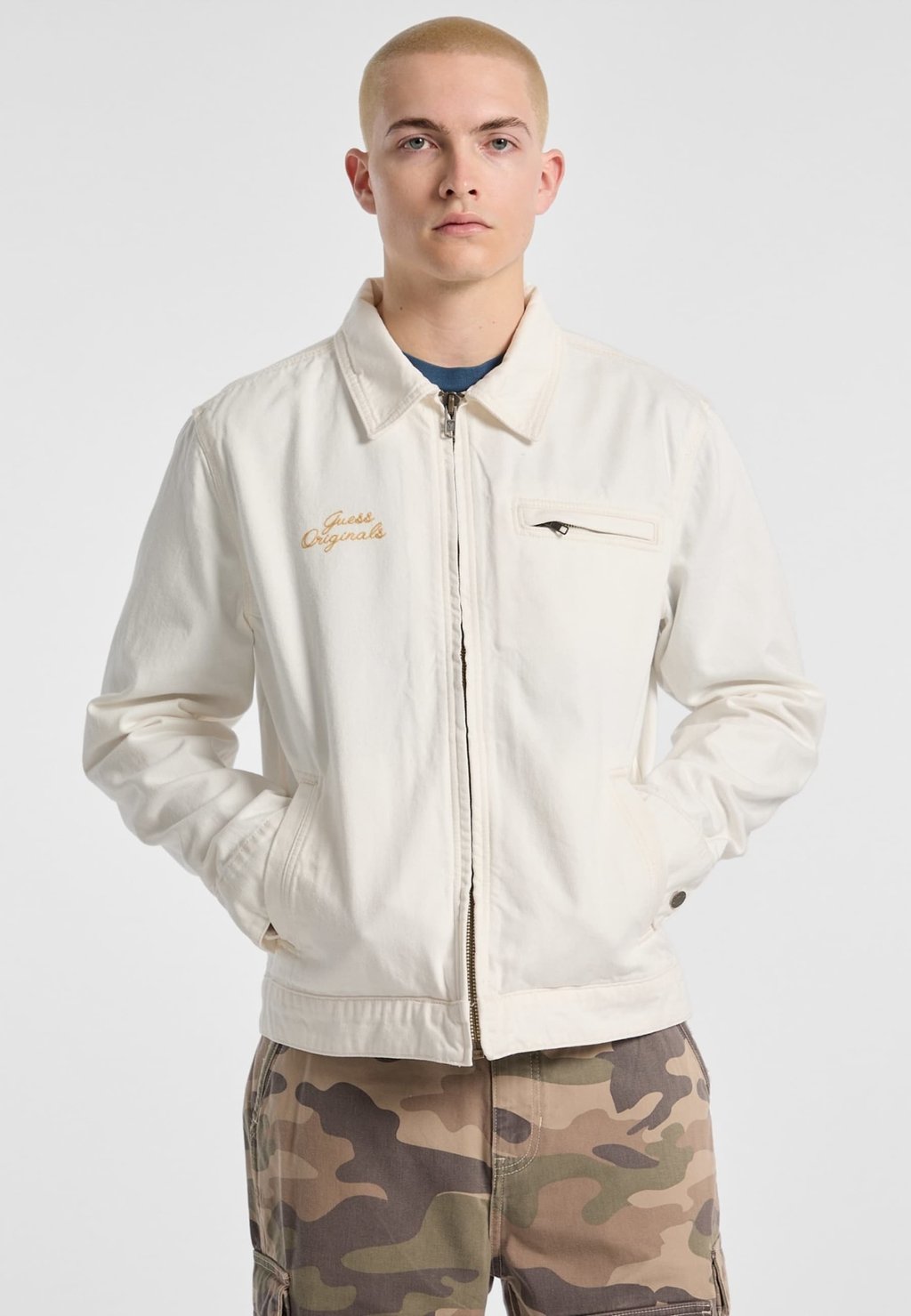 Джинсовая куртка MIT DURCHGEHENDEM REISSVERSCHLUSS Guess, белый
Джинсовая куртка MIT DURCHGEHENDEM REISSVERSCHLUSS Guess, белый