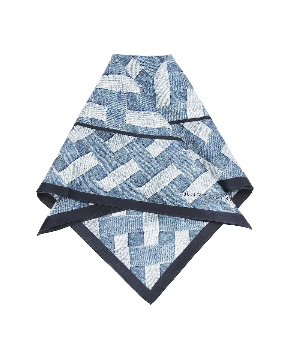 Женский платок с принтом в полоску из денима синего цвета Kurt Geiger, синий
Женский платок с принтом в полоску из денима синего цвета Kurt Geiger, синий