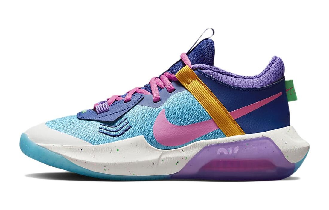 Детские баскетбольные кроссовки Nike Air Zoom Crossover Kids
Детские баскетбольные кроссовки Nike Air Zoom Crossover Kids