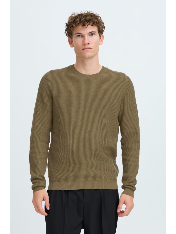 CASUAL FRIDAY Вязаный свитер CFNoar зеленого цвета
CASUAL FRIDAY Вязаный свитер CFNoar зеленого цвета