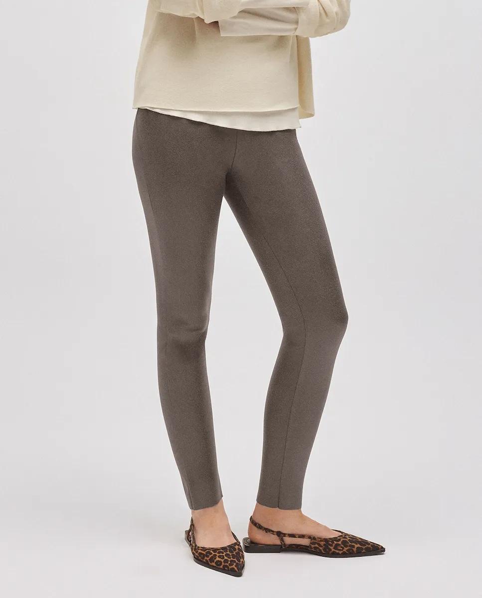 Леггинсы с металлическим эффектом YSABEL MORA Ysabel Mora, серый
Леггинсы с металлическим эффектом YSABEL MORA Ysabel Mora, серый