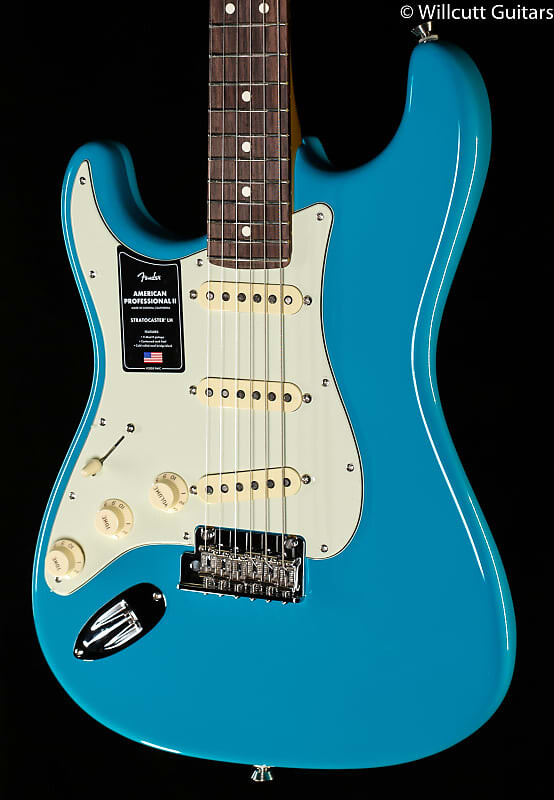 Электрогитара Fender American Professional II Stratocaster Rosewood Fingerboard Miami Blue Left-Hand
Электрогитара Fender American Professional II Stratocaster Rosewood Fingerboard Miami Blue Left-Hand