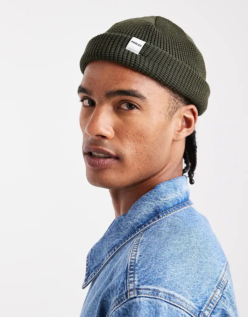 Красная шапка-бини вафельной вязки с логотипом Parlez из шерсти мериноса цвета хаки
Красная шапка-бини вафельной вязки с логотипом Parlez из шерсти мериноса цвета хаки