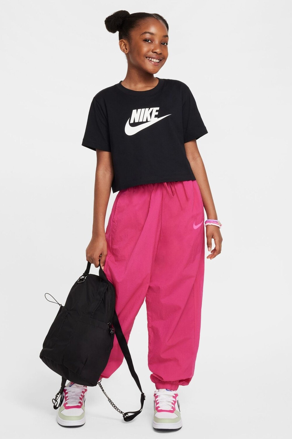 Укороченная футболка из 100% хлопка Nike, черный
Укороченная футболка из 100% хлопка Nike, черный