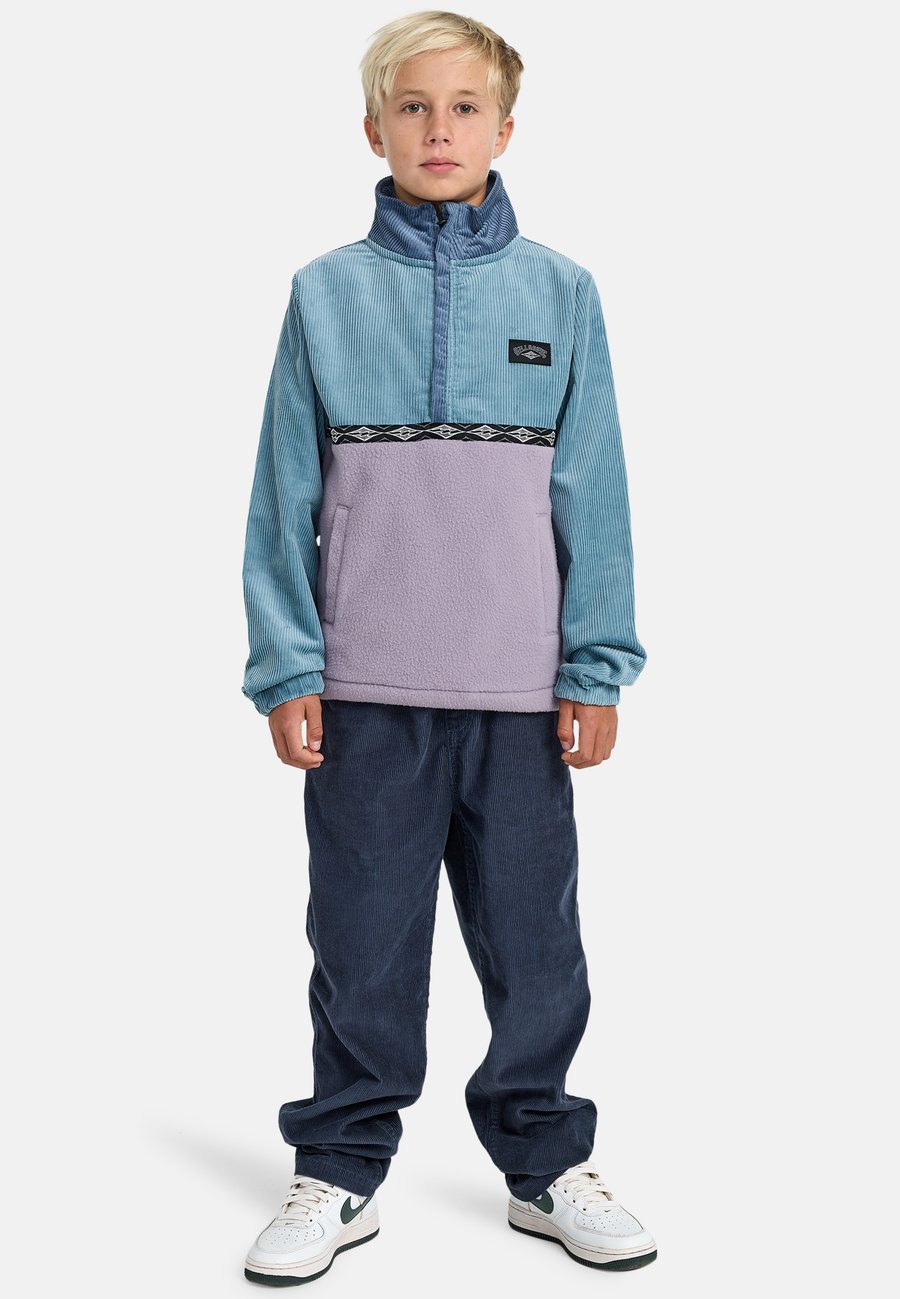 Толстовка Billabong SPACE LOBSTER, Blue
Толстовка Billabong SPACE LOBSTER, Blue