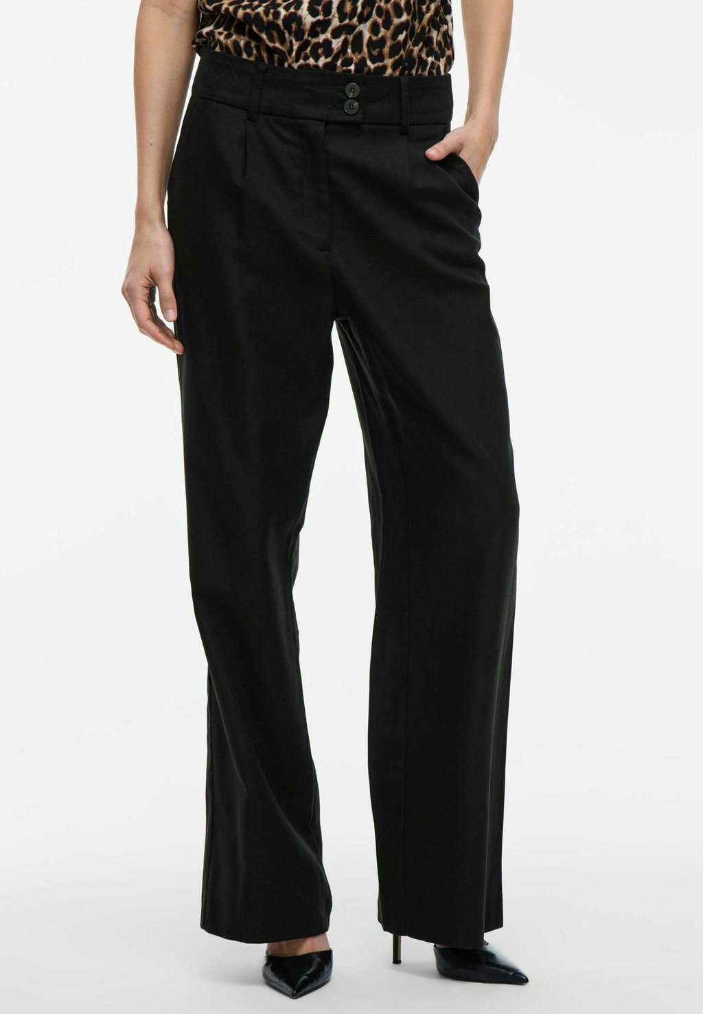 Брюки VIPOCKEY TAILORED VILA, черный
Брюки VIPOCKEY TAILORED VILA, черный