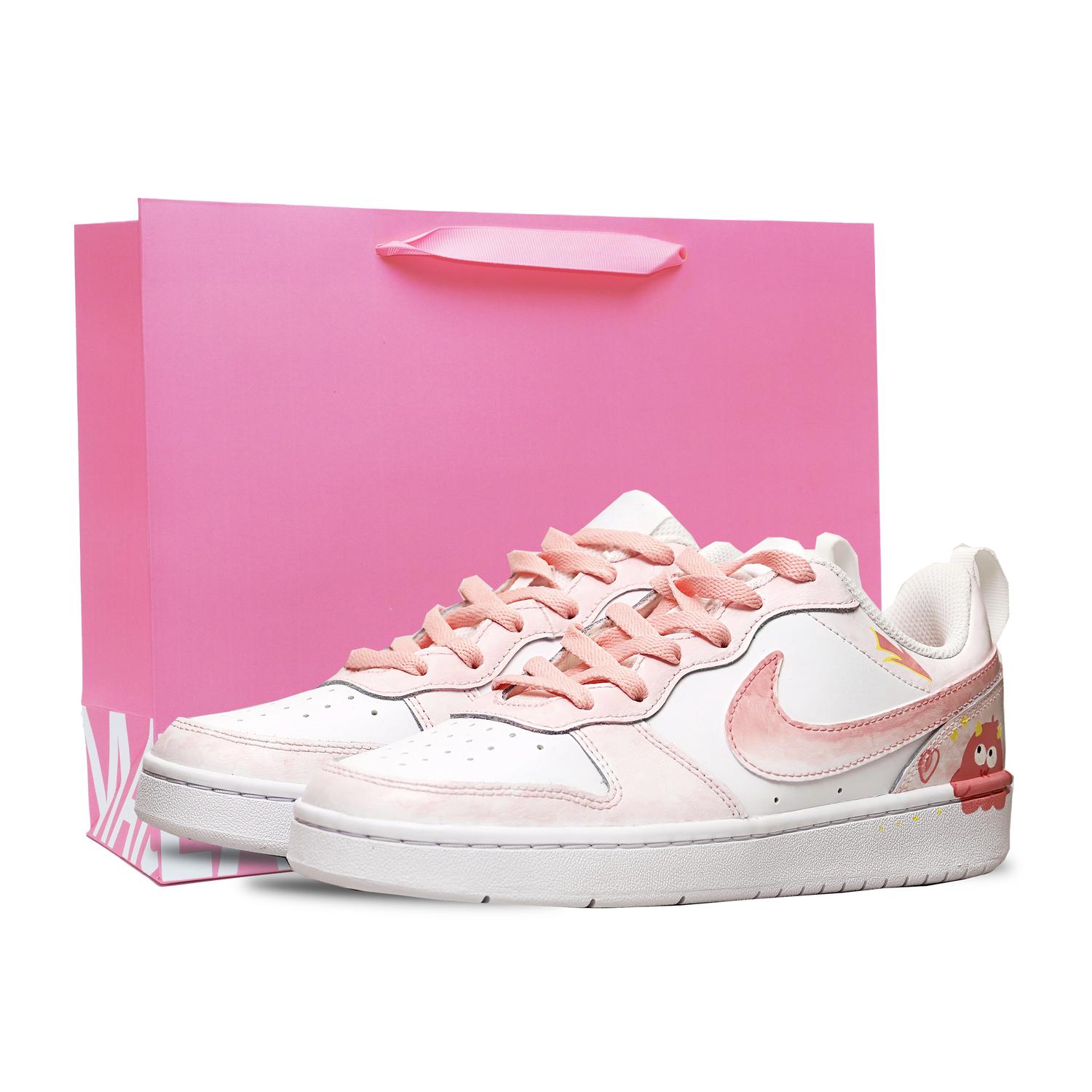 Nike Скейтбординговые кроссовки Court Borough Pink Cloud Monster Kids' White Pink
Nike Скейтбординговые кроссовки Court Borough Pink Cloud Monster Kids' White Pink