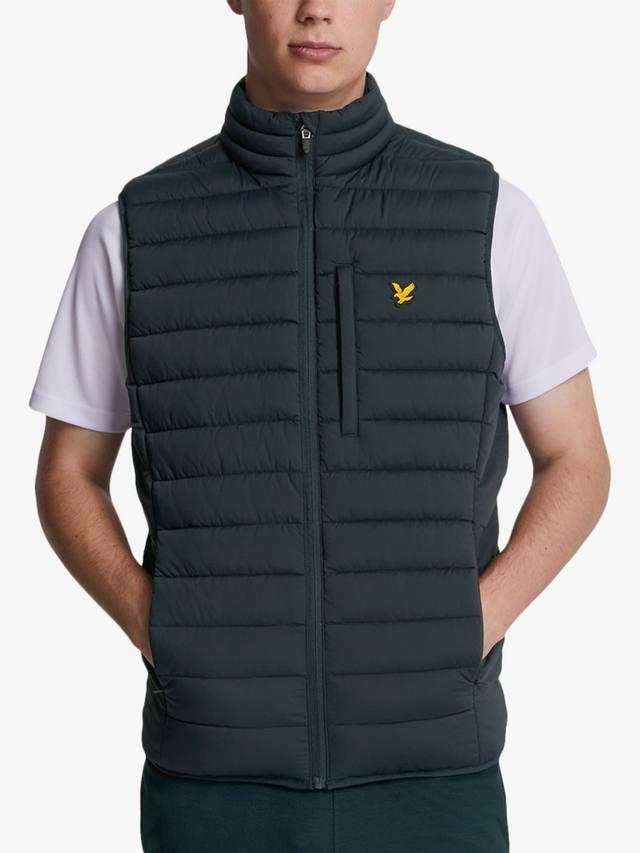 Стретч стеганый легкий жилет Lyle & Scott, Z271 Dark Navy
Стретч стеганый легкий жилет Lyle & Scott, Z271 Dark Navy