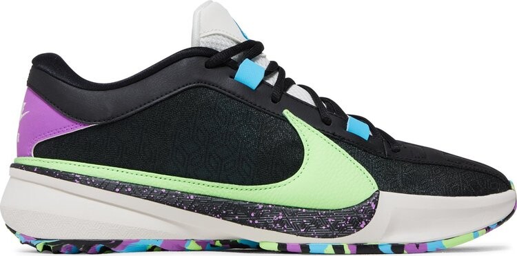 Кроссовки Zoom Freak 5 'Made in Sepolia', черный
Кроссовки Zoom Freak 5 'Made in Sepolia', черный