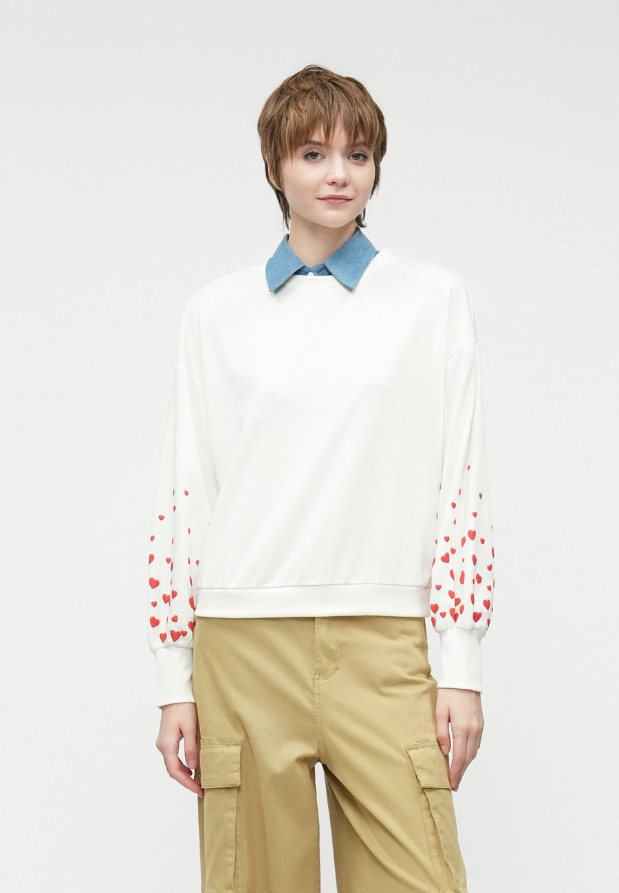 Толстовка ONLY ONLBROOKE O NECK NOOS, Cloud Dancer/Off-White, Белый, Толстовка ONLY ONLBROOKE O NECK NOOS, Cloud Dancer/Off-White
Толстовка ONLY ONLBROOKE O NECK NOOS, Cloud Dancer/Off-White, Белый, Толстовка ONLY ONLBROOKE O NECK NOOS, Cloud Dancer/Off-White