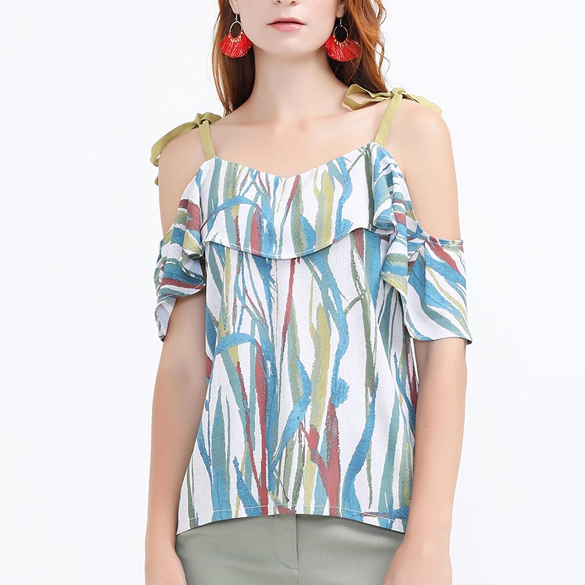 Топ с тропическим принтом и рюшами на плечах Smart And Joy, мультиколор
Топ с тропическим принтом и рюшами на плечах Smart And Joy, мультиколор