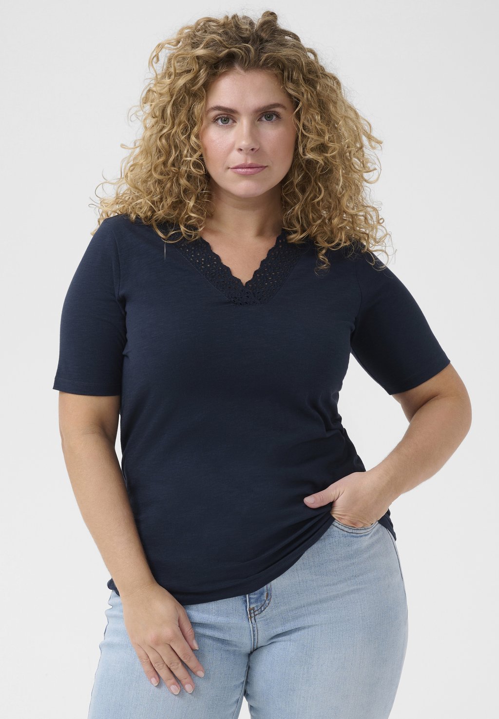 Футболка с принтом Kaffe Curve, темно-синий
Футболка с принтом Kaffe Curve, темно-синий