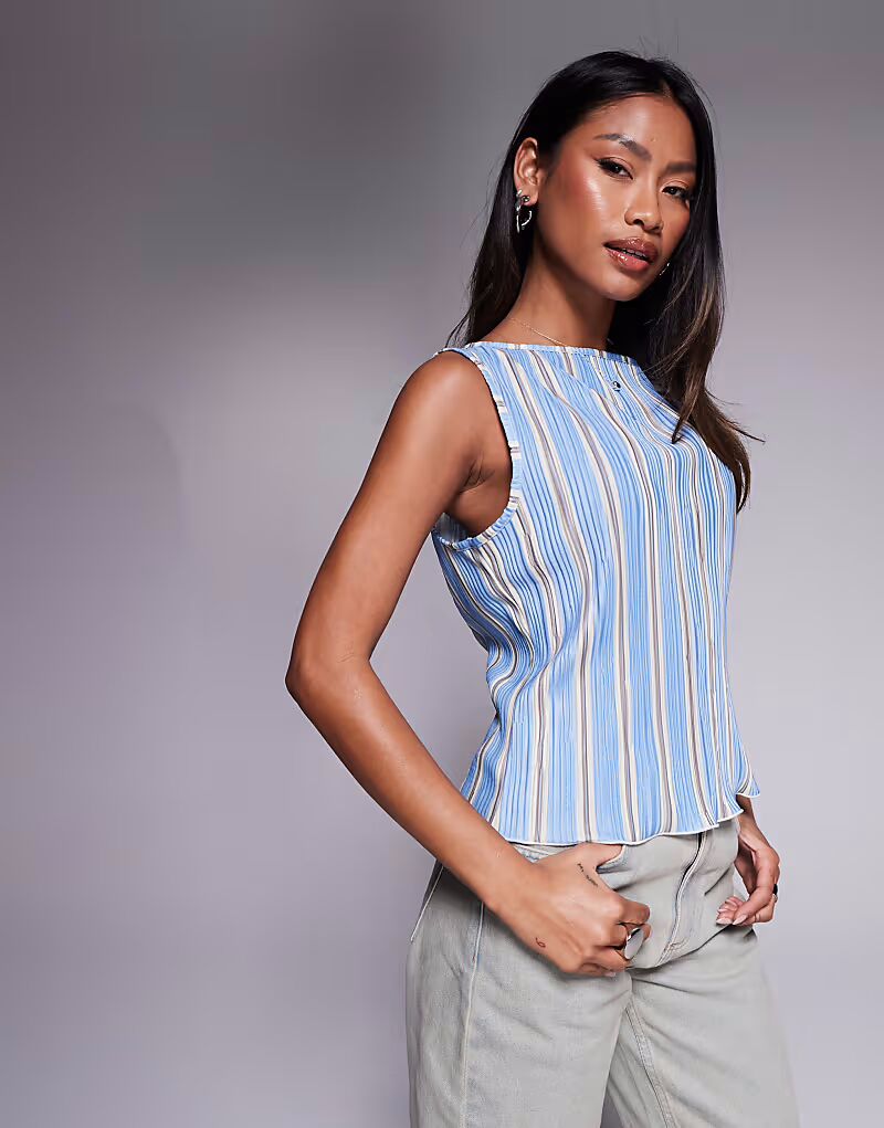 Топ без рукавов ASOS DESIGN с принтом в полоску, плиссировкой и сборками по бокам, разноцветный
Топ без рукавов ASOS DESIGN с принтом в полоску, плиссировкой и сборками по бокам, разноцветный