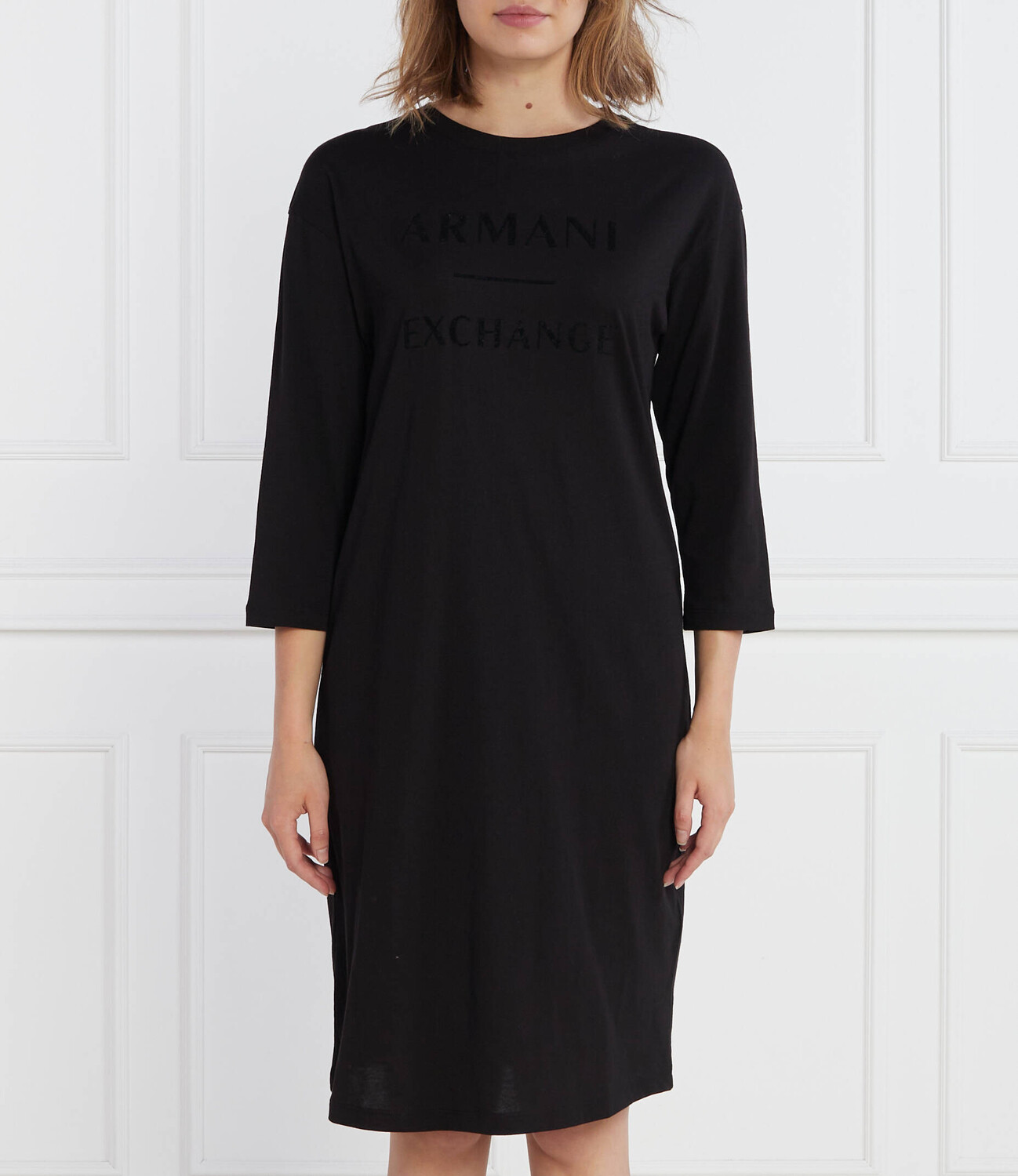 Платье Armani Exchange, черный
Платье Armani Exchange, черный