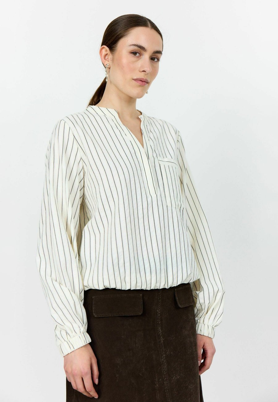 Блуза Levete Room Blouse, C Star White Combi/White
Блуза Levete Room Blouse, C Star White Combi/White