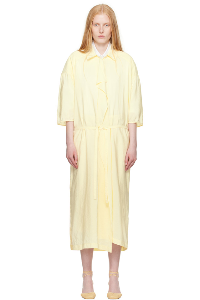 Асимметричное платье-рубашка миди Lemaire, цвет almond milk
Асимметричное платье-рубашка миди Lemaire, цвет almond milk