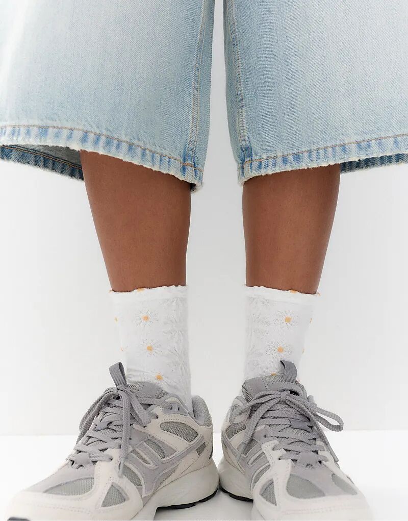 Носки Pull&Bear Daisy белого цвета
Носки Pull&Bear Daisy белого цвета