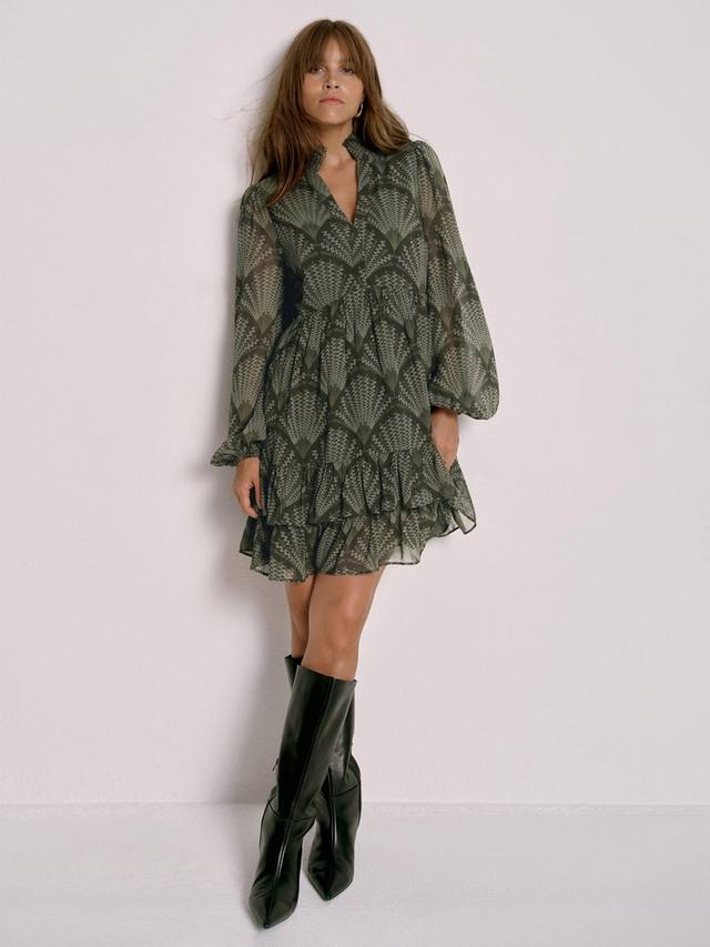 Мини-платье с присборенным воротником Abstract Mint Velvet, Green Khaki
Мини-платье с присборенным воротником Abstract Mint Velvet, Green Khaki