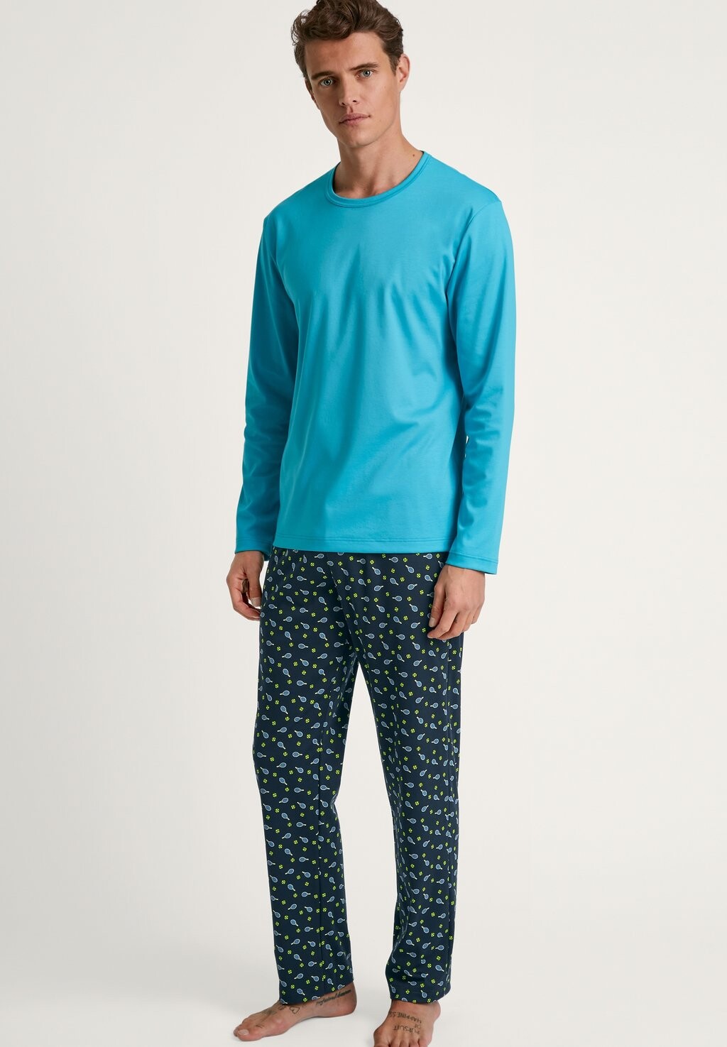 Пижамный комплект RELAX ENJOY LANG Calida, темно-синий
Пижамный комплект RELAX ENJOY LANG Calida, темно-синий