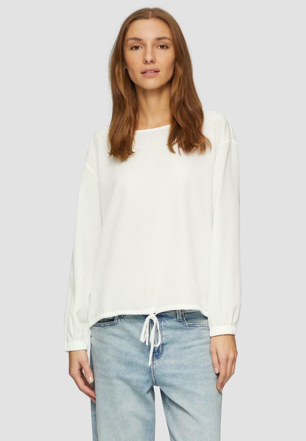 Блуза STRUKTURIERTE MIT ÜBERSCHNITTENEN SCHULTERN s.Oliver, молочный
Блуза STRUKTURIERTE MIT ÜBERSCHNITTENEN SCHULTERN s.Oliver, молочный