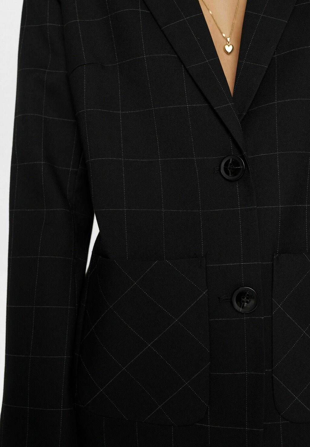 Блейзер HARLIE Nümph, черный
Блейзер HARLIE Nümph, черный