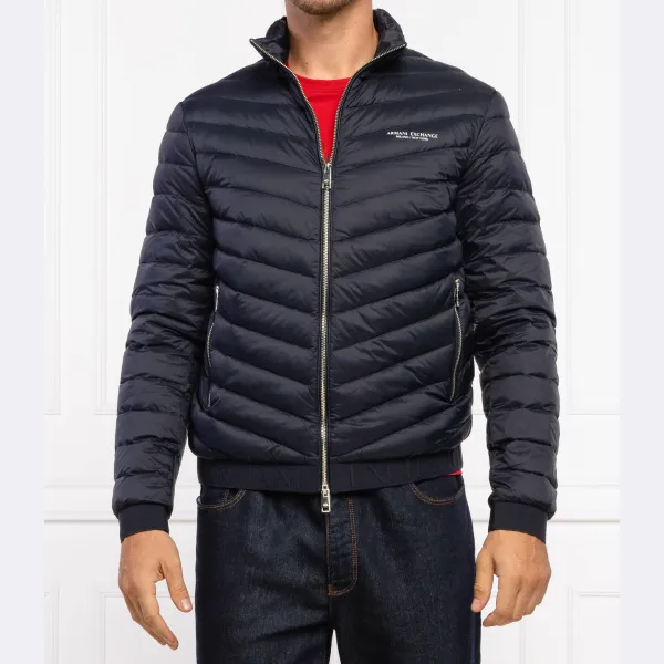 Пуховик стандартного кроя Armani Exchange, синий
Пуховик стандартного кроя Armani Exchange, синий