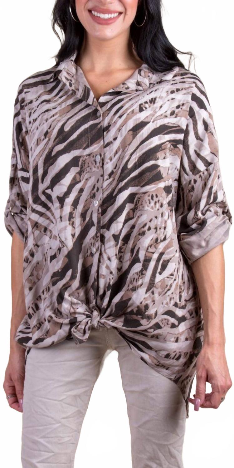 Рубашка Caserta на пуговицах бежевого цвета Gigi Moda, бежевый
Рубашка Caserta на пуговицах бежевого цвета Gigi Moda, бежевый