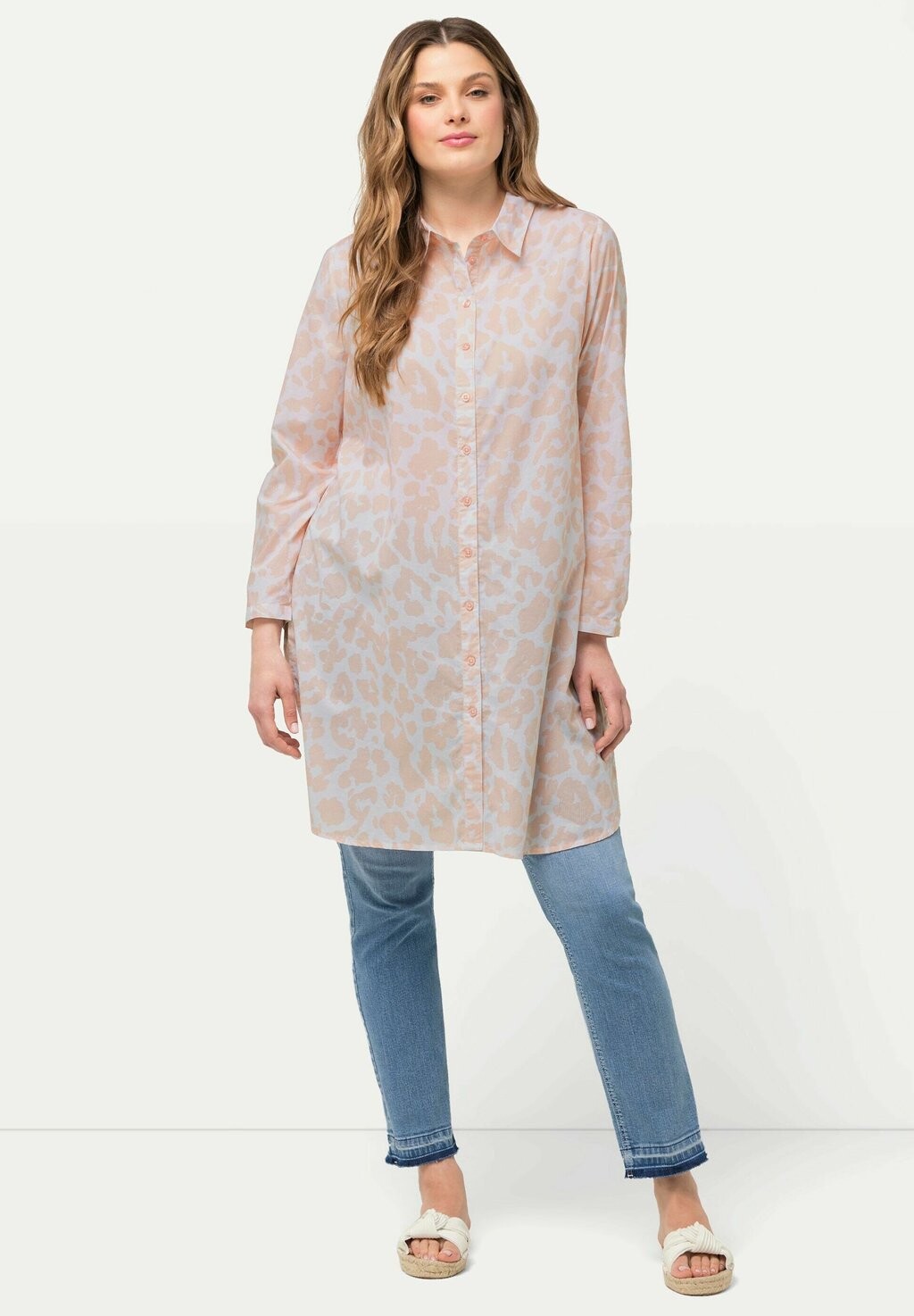 Блузка на пуговицах LEOPARD PRINT Ulla Popken, бежевый
Блузка на пуговицах LEOPARD PRINT Ulla Popken, бежевый