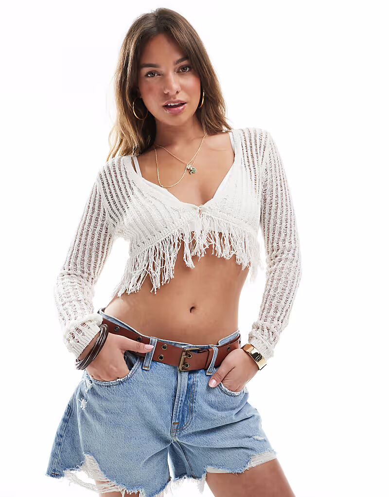 Вязаный кардиган Monki Festival с цветочными пуговицами и кисточками по краю в цвете «кремовый»
Вязаный кардиган Monki Festival с цветочными пуговицами и кисточками по краю в цвете «кремовый»