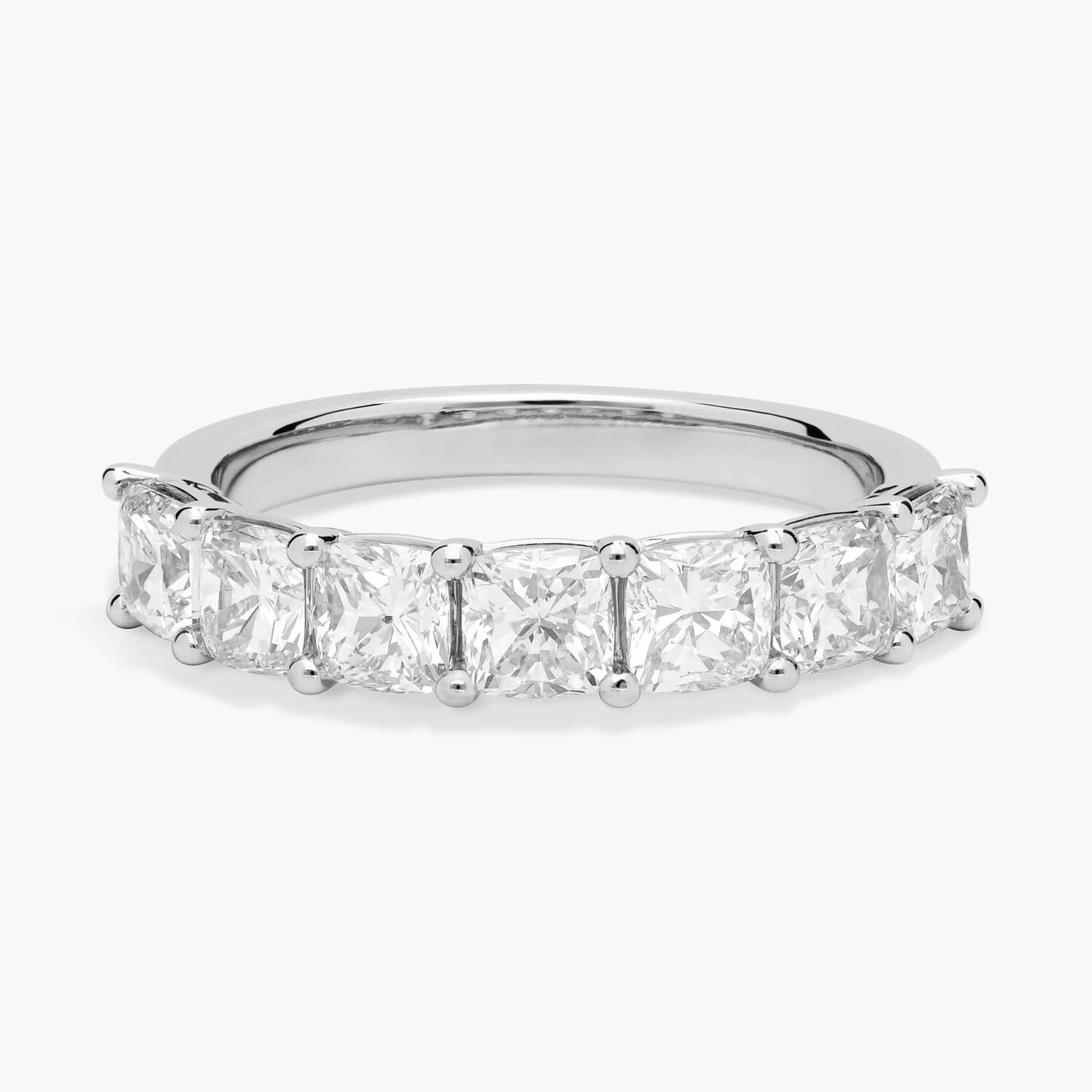 Кольцо с семью выращенными в лаборатории бриллиантами огранки «кушон» из 14-каратного белого золота (2 карата, два карата — FG / VS2-SI1) Blue Nile
Кольцо с семью выращенными в лаборатории бриллиантами огранки «кушон» из 14-каратного белого золота (2 карата, два карата — FG / VS2-SI1) Blue Nile