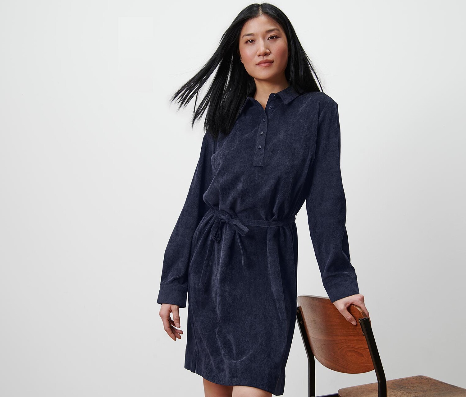 Вельветовое платье Tchibo, темно-синий
Вельветовое платье Tchibo, темно-синий