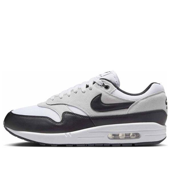 Кроссовки air max 1 essential 'white pure platinum black' Nike, белый
Кроссовки air max 1 essential 'white pure platinum black' Nike, белый