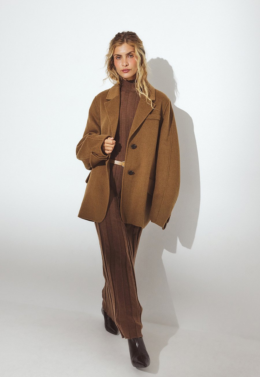 Платье NA-KD TURTLENECK, Brown
Платье NA-KD TURTLENECK, Brown